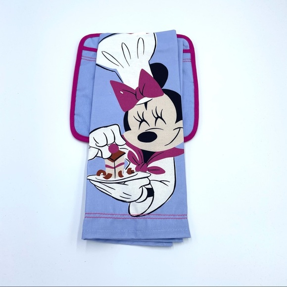 Disney Minnie Queen Of Cuisine Dish Towel - Picture 2 of 6